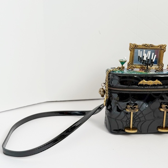 Betsey Johnson House of Spirits Crossbody Bag Limited Edition Halloween NWT - Picture 10 of 13